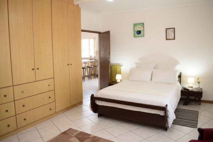 4 Bedroom Property for Sale in Struisbaai Western Cape